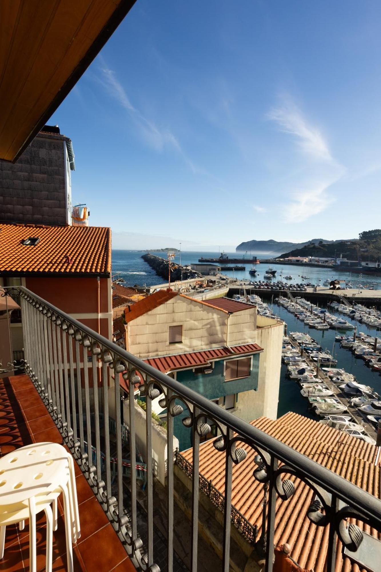 Apartamentos Bermeo, Museoa Exterior foto